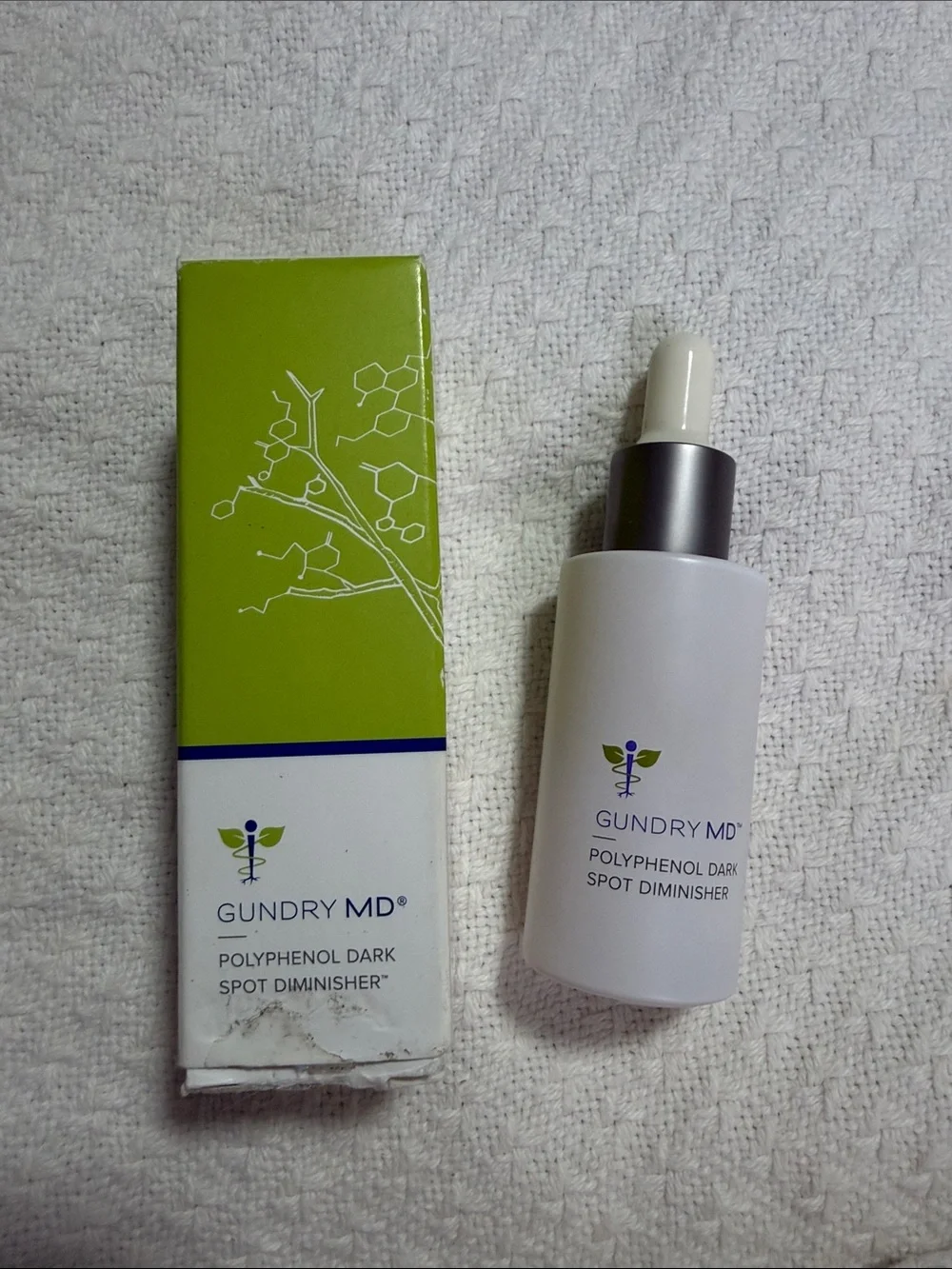 Polyphenol Dark Spot Diminisher - White